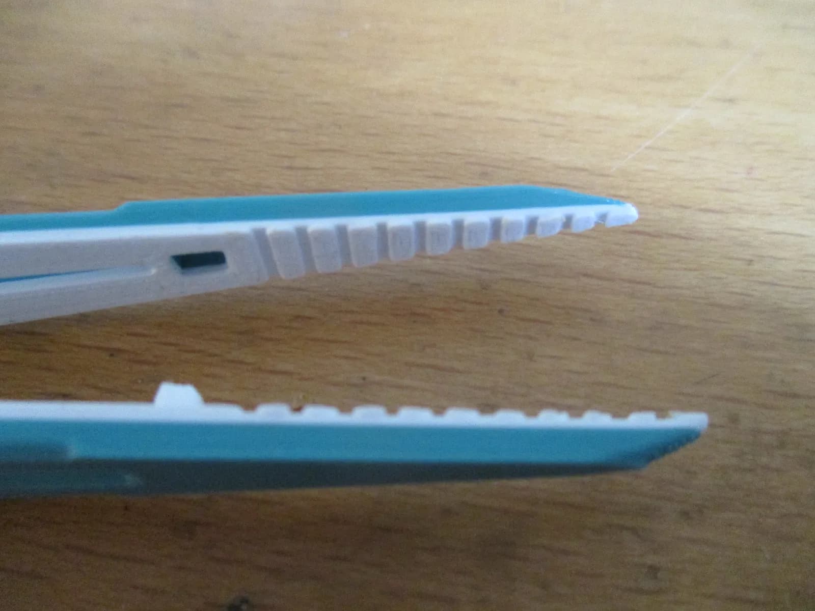 Pince de Précision - Image 1